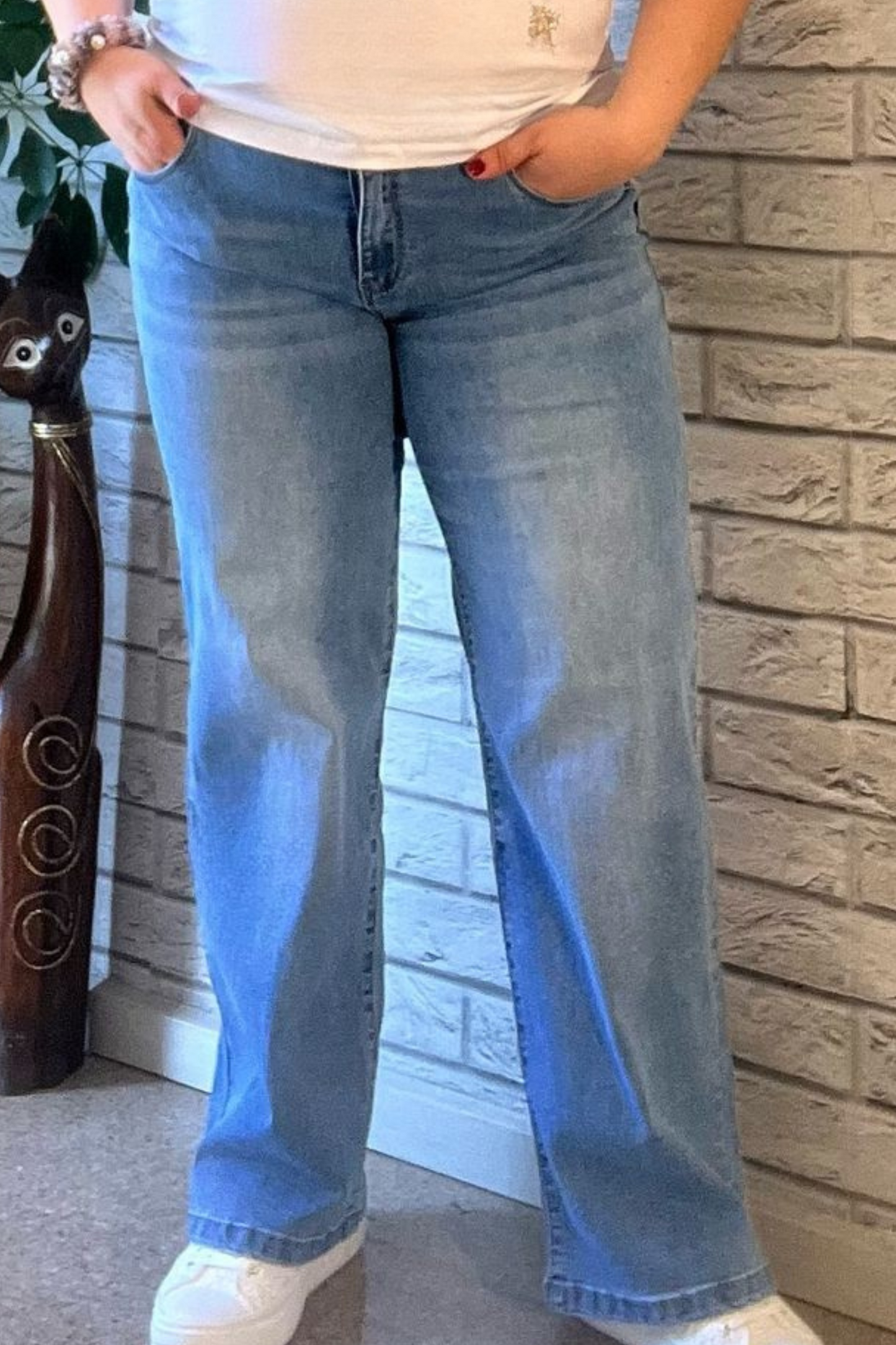 Tejano Vania Recto