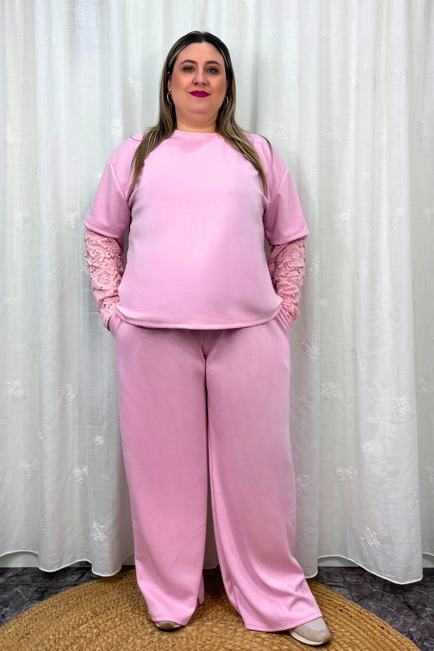Conjunto deportivo encaje