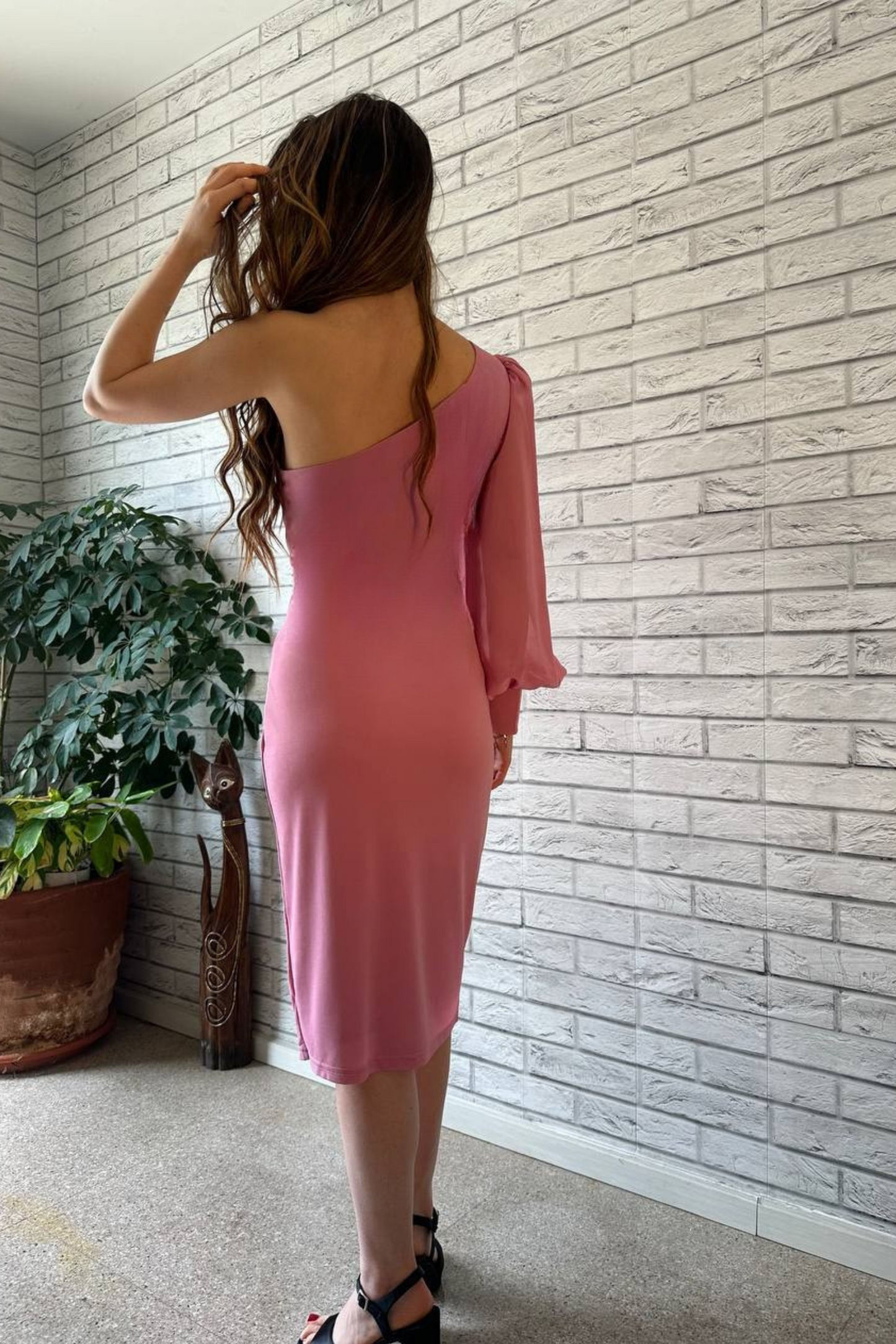 Vestido Rosa una manga