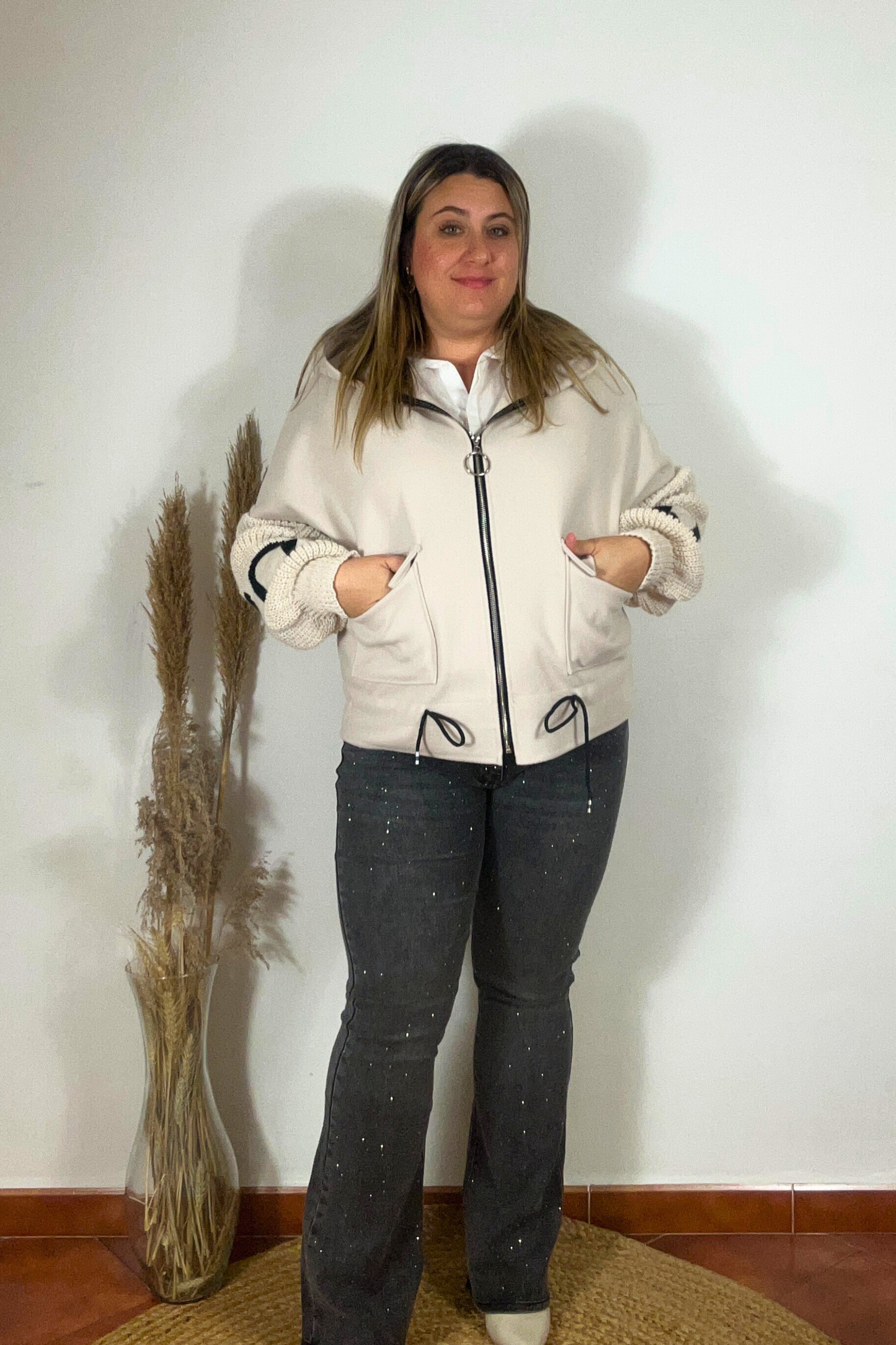 Chaqueta LOVE Beige